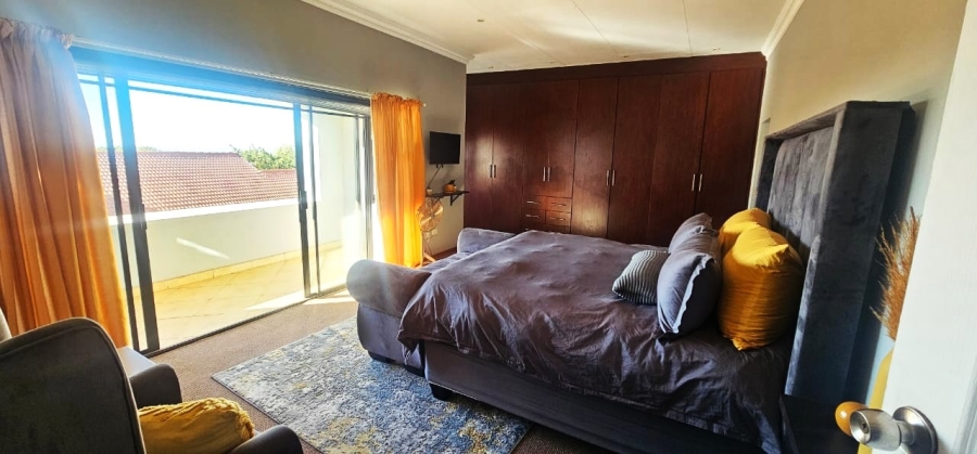To Let 4 Bedroom Property for Rent in Safari Gardens North West
